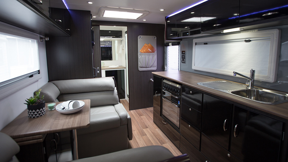 Luxury Caravan pic 5