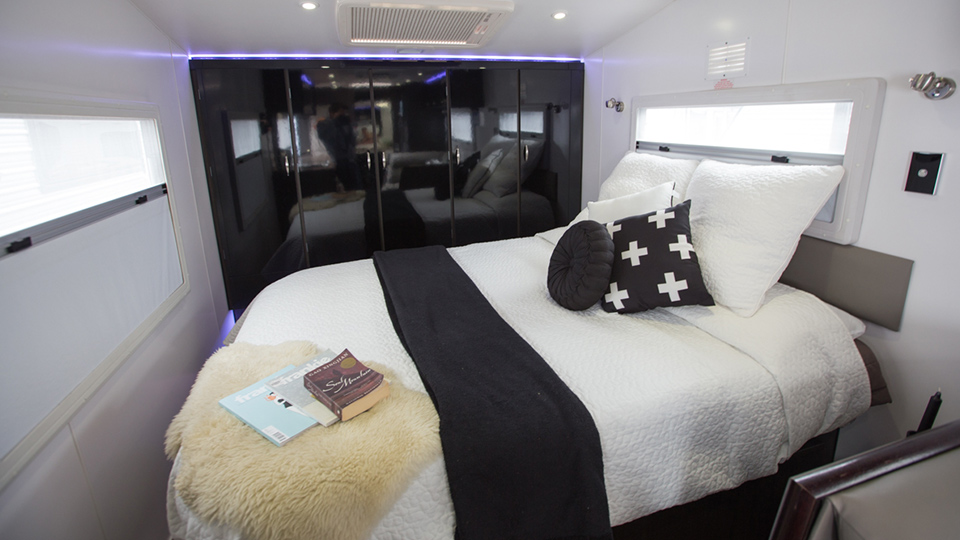 Luxury Caravan pic 6