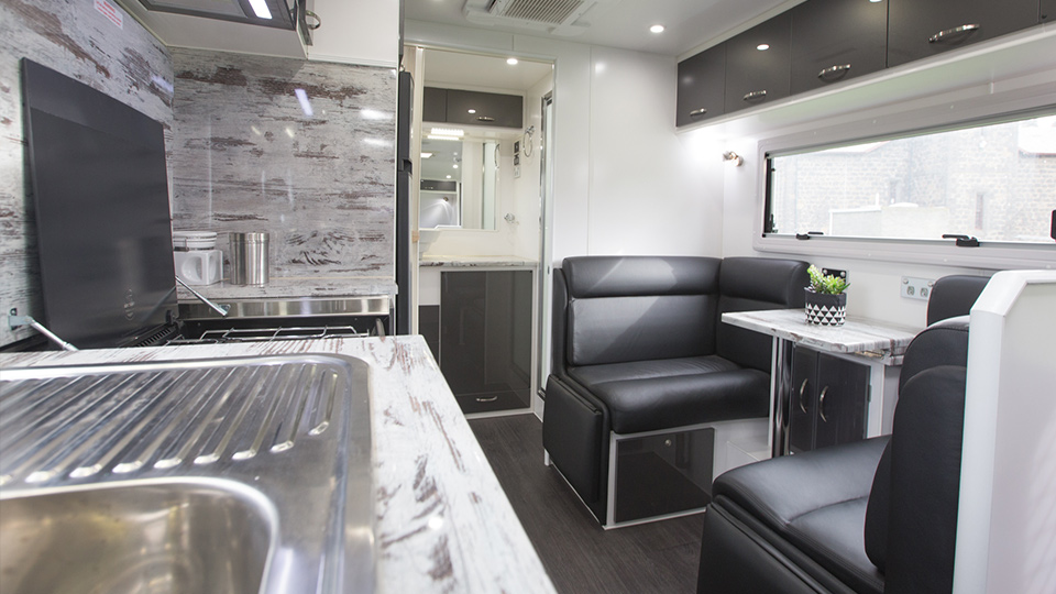 Luxury Caravan pic 7